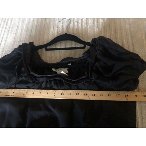 Studio M features short, puffed sleeves and a ruffled neckline Silk SZ L - Picture 8 of 9